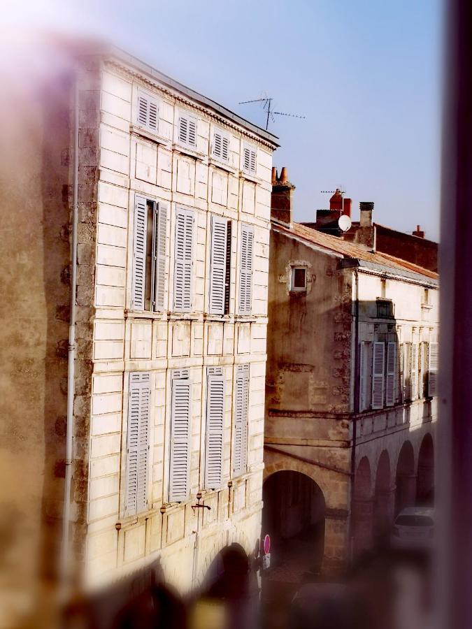 La Belle Amarre-Bed And Breakfast-Maison D'Hotes La Rochelle  Exterior photo